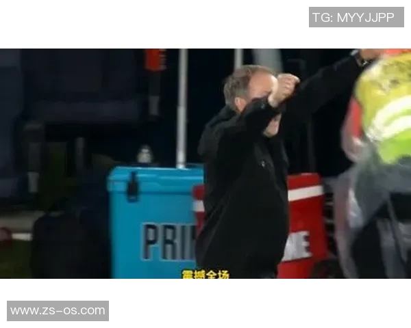 视频疯传：中场吊射破门引全场沸腾